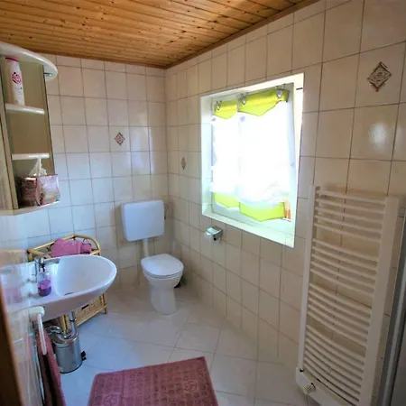 Kuehlwein Apartman *